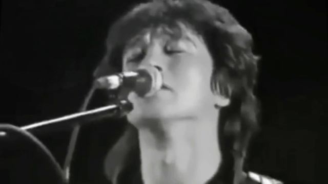 В. Цой (КИНО) - АПРЕЛЬ - кавер НА НЕМЕЦКОМ смотреть онлайн