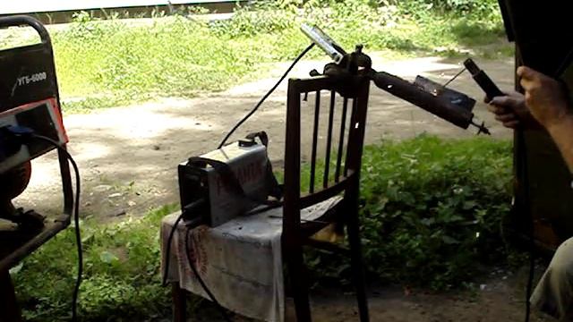 Работа бензогенератора SKAT УГБ-6000 с сварочным аппаратом смотреть онлайн
