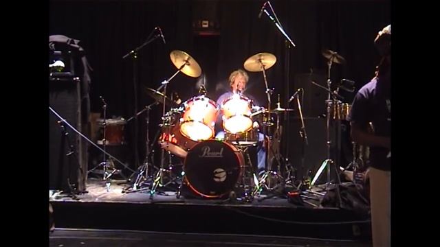 Tom Tom Club - Soundcheck Paradiso Amsterdam 2001 смотреть онлайн