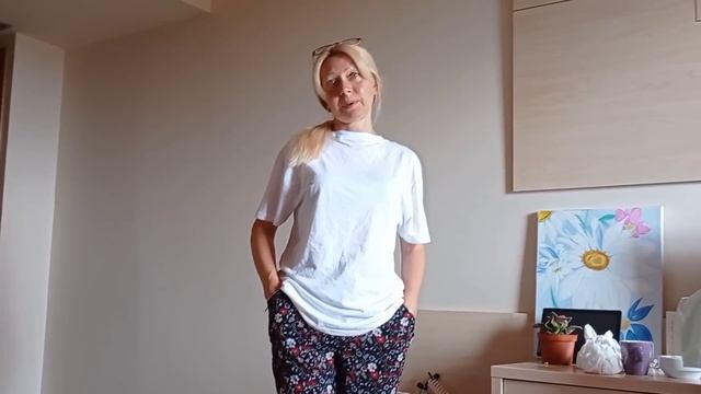 Выворачиваю шкафы. Что носить ,а что выбросить. Скоро за одеждой! смотреть онлайн