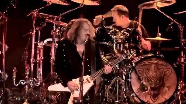 Gamma Ray - Skeletons & Majesties - 02 Men, Martians And Machines (Live)