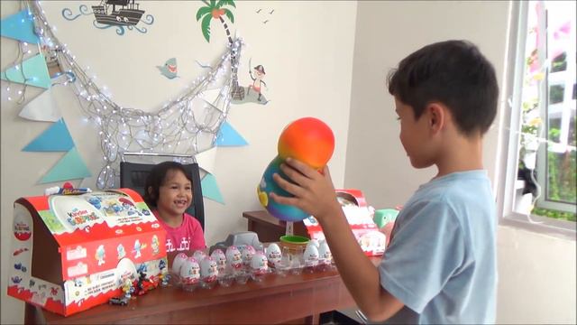 Homesale Kinder Surprise Eggs dan Squishy !! смотреть онлайн