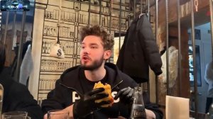 ХАЗЯЕВА НАЧАЛИ КИДАТЬСЯ БУРГЕРАМИ В РЕСТОРАНЕ | ЭКСАЙЛА СНОВА ЗАСТАВИЛИ КРИНЖЕВАТЬ