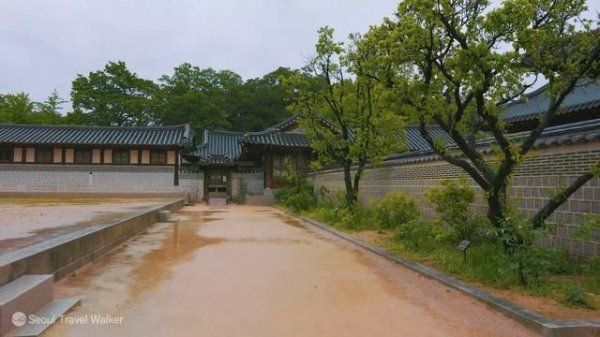 경복궁, 비가 와도 한복 입고 즐거워하는 외국인들, 운치 있게 비 내리는 고궁 산책, 서울랜선여행, 서울트래블워커