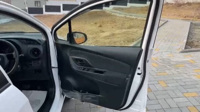 Toyota Vitz 2019 год смотреть онлайн