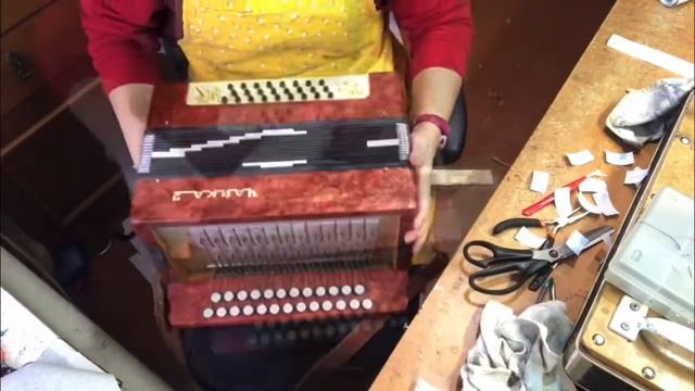 Как наклеить ромб на мех гармони смотреть онлайн