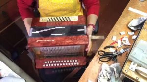 Как наклеить ромб на мех гармони