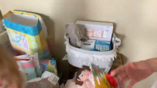 РАЗБОР ПОДАРКОВ ПОСЛЕ Baby shower смотреть онлайн