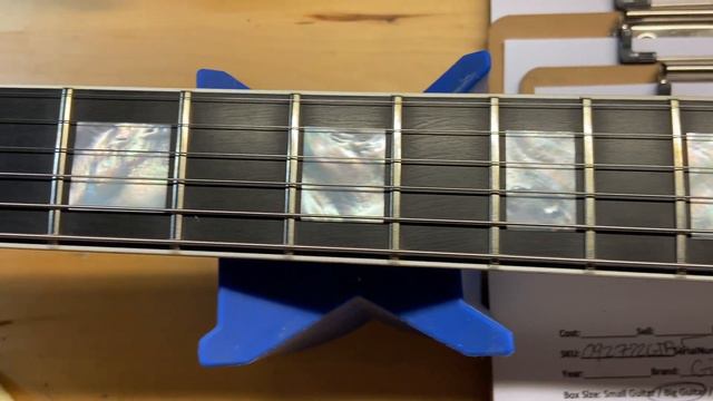2017 Gibson Custom Shop CS 356 Hand Select Ebony Black смотреть онлайн