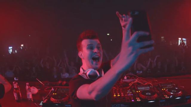 We Are The Future pres. Don Diablo (Official Aftermovie) смотреть онлайн