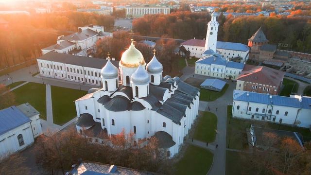 Новгородский кремль на закате смотреть онлайн