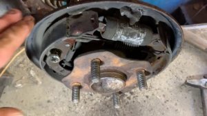 Замена Заднего Подшипника Toyota Yaris (Ярик) 2002 год