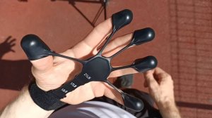 Эспандер для пальцев