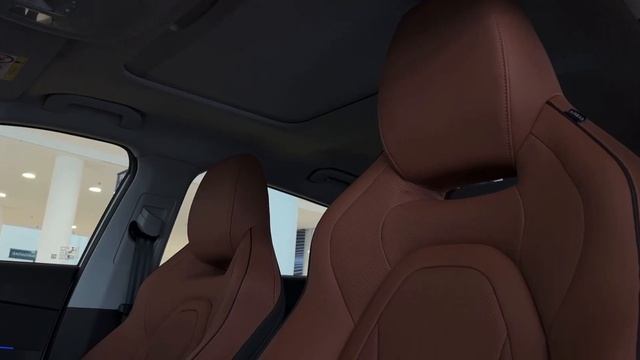 Зеленый кроссовер OMODA C5 смотреть онлайн