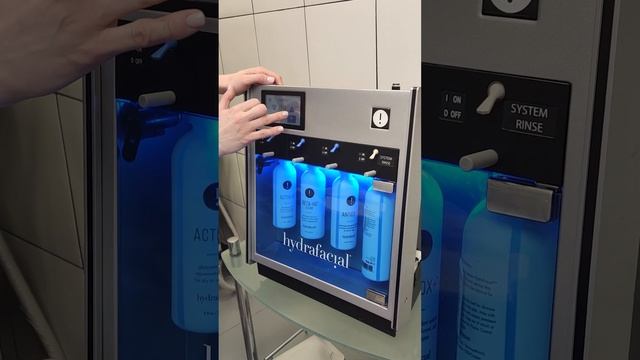 Как выбрать уход летом? #советыкосметолога смотреть онлайн