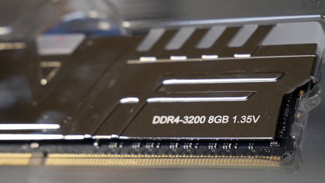 BEST Value DDR4 3200 RGB RAM V-Color Skywalker Prism CL16 смотреть онлайн