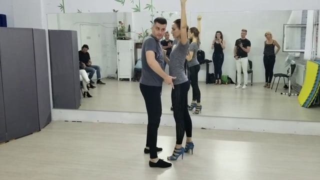 Alex&Natalie UrbanKiz Advanced Tutorial смотреть онлайн