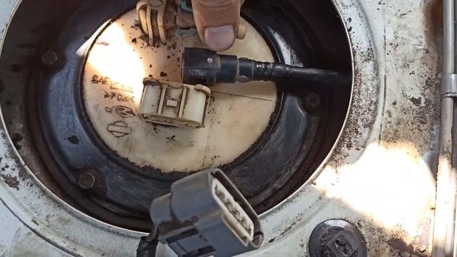 Внимание, запах бензина! смотреть онлайн