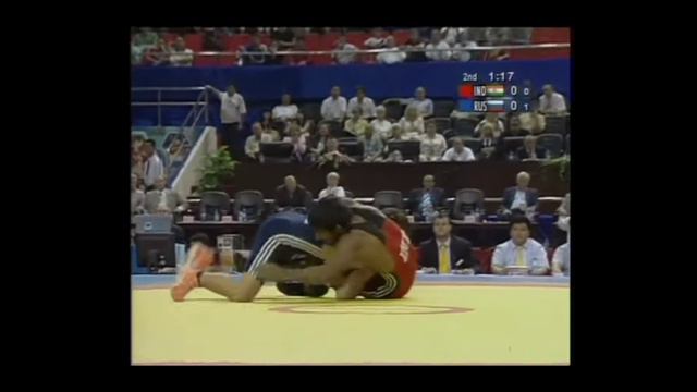 Мавлет Батиров, чёткий проход в ноги! смотреть онлайн