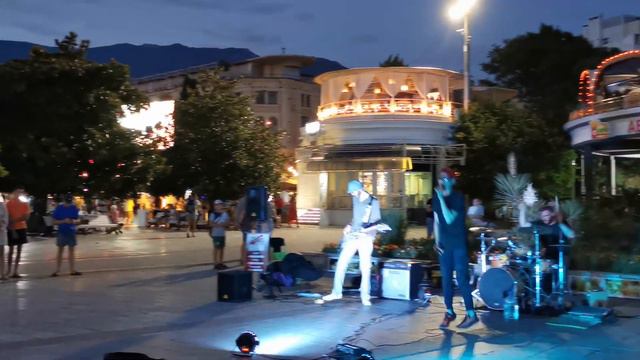 Группа IDAHO. Айдахо. ID AHO. Камнем по голове. Король и Шут. Кавер. Ялта, набережная. 2022