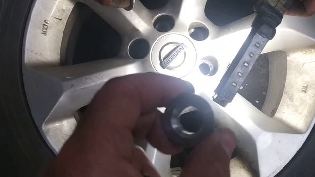 Опасный стук в подвеске Ниссан Патфайндер. смотреть онлайн