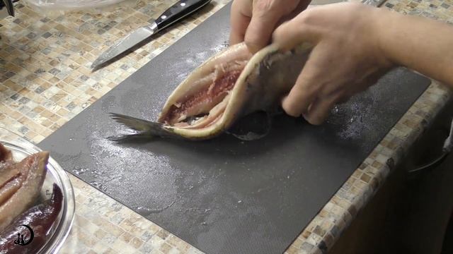 чистка селёдки смотреть онлайн