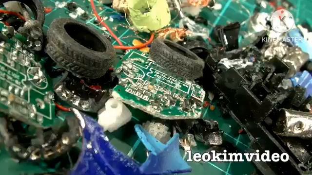 end of the world angry birds Dark side Knock off toys sparta mario Kart base remix смотреть онлайн