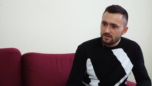 Redlab. IT бизнес и сколько зарабатывают программисты смотреть онлайн