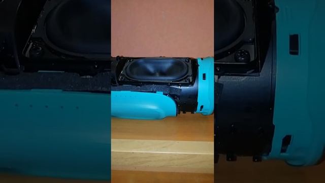 Пассивный радиатор вышел на свой ХОД смотреть онлайн