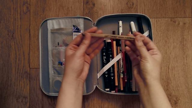 ЧТО В ПЕНАЛЕ ХУДОЖНИКА // Мои художественные материалы (Часть 1) смотреть онлайн