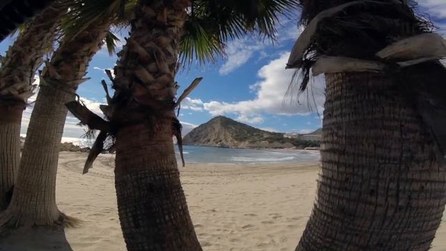 Песочный пляж Кала де Финестрат в Испании Бенидорм Spain Benidorm La Cala de Finestrat смотреть онлайн