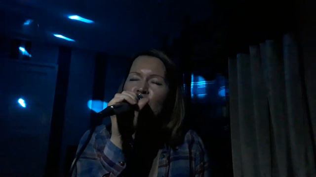 Liza Shtain - Как быть/Живой звук/Караоке (А.Серов Cover) смотреть онлайн
