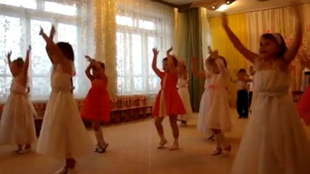 танец на праздник "День Матери" смотреть онлайн