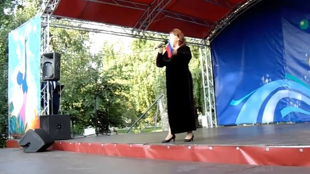 На сцене-Татьяна Зубаль... смотреть онлайн