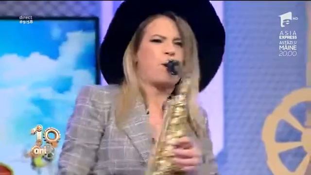 Marcela Onofrei ”Finesse” - Bruno Mars Cover by Lady Sax смотреть онлайн