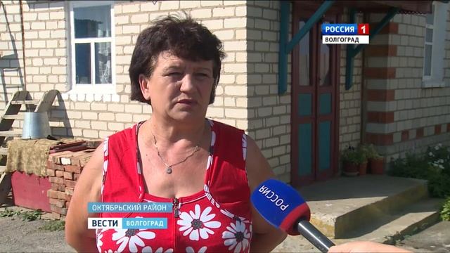 В Октябрьском районе налажена приемка молока смотреть онлайн