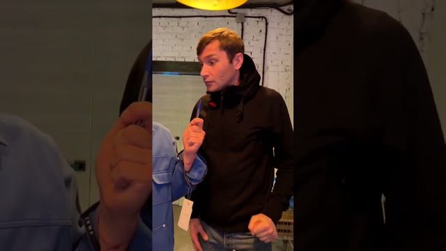 Что в руке? х Николай Наумов смотреть онлайн