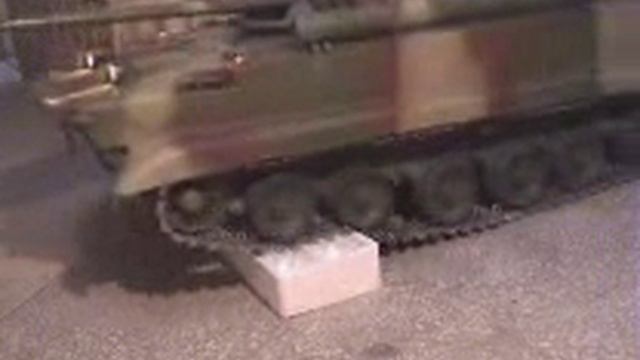 BMP-3 1:4 scale , БМП-3 smoke смотреть онлайн