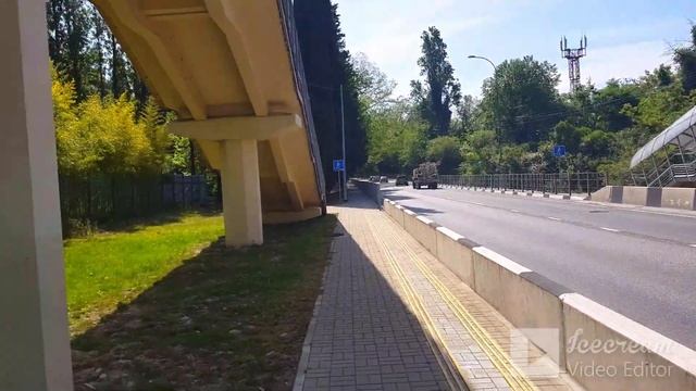?ЛАЗАРЕВСКОЕ СОЧИ. Санаторий "Лазаревское","Урал" и "Колос" , вид из за забора! И надземный переход смотреть онлайн