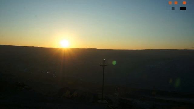 А вы думали легко перебрать 360 тонн HITACHI EX3600E-6LD Капитальный ремонт экскаватора смотреть онлайн