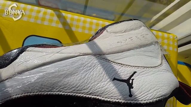 Отбеливание пожелтевшей подошвы кроссовок Jordan Jumpman Team Post смотреть онлайн