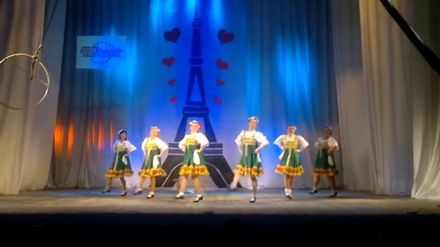 Русский народный костюм "Любаша" модель 1 смотреть онлайн