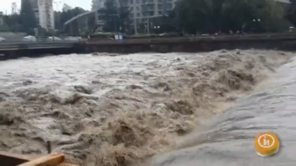 Сочи под угрозой наводнения, 24.09.2013 г. смотреть онлайн