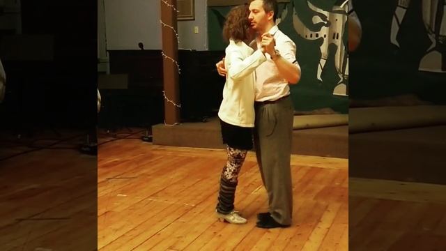 Argentine Tango Class: Sandwich with Adam Cornett смотреть онлайн