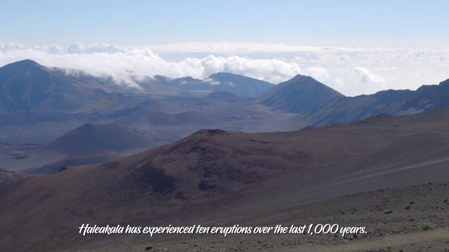 Realm of the Gods | Haleakala National Park Sunrise 4K смотреть онлайн