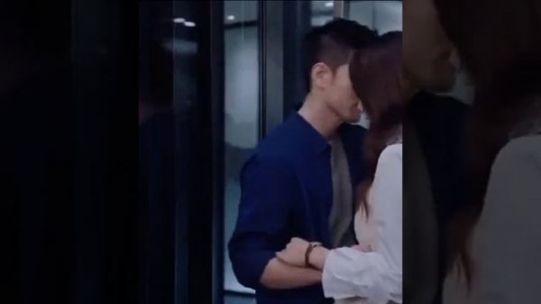 Rus name: Мир задолжал мне первую любовь?
Eng name: Lucky's first love?