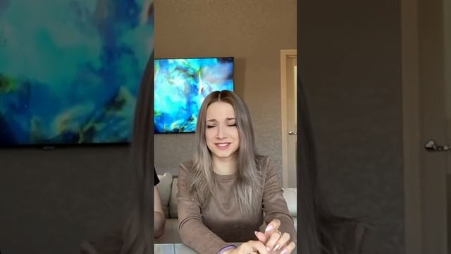 Шоу тупых вопросов #shorts смотреть онлайн