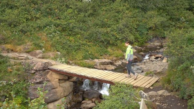 Hiking Skaftafell (Vatnajokull) and visiting Jokulsarlon and Diamond Beach. смотреть онлайн