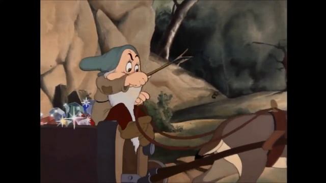 Disney's Snow White and the Seven Dwarfs: - "Dig Dig Dig" смотреть онлайн