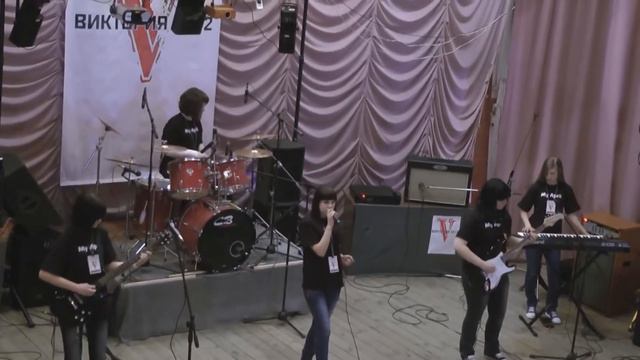 My april - Пока не поздно смотреть онлайн